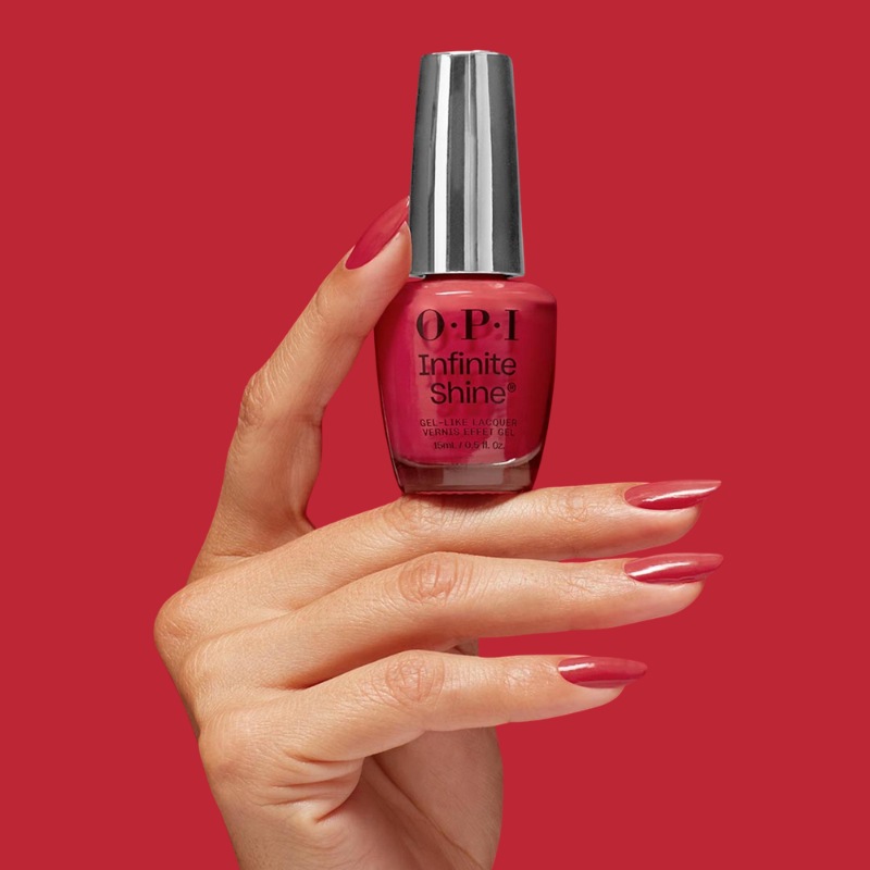 infinite shine van OPI in hand